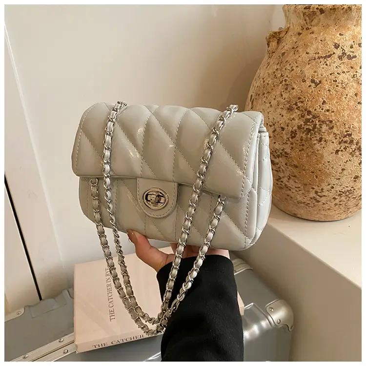 Black Quilted Chain Crossbody Bag for Women 2026 — feature 42