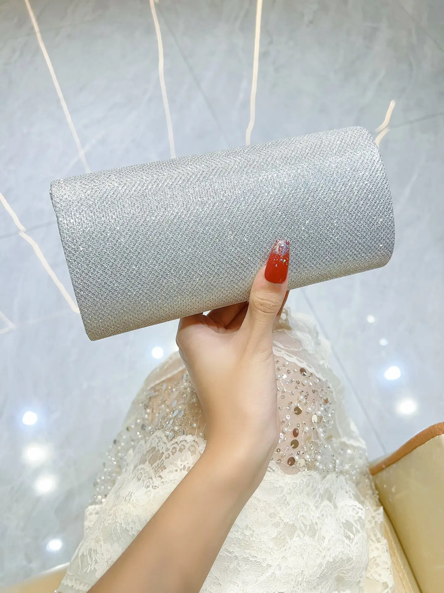 New Cross-border Pleated Silver Evening Bag — feature 4