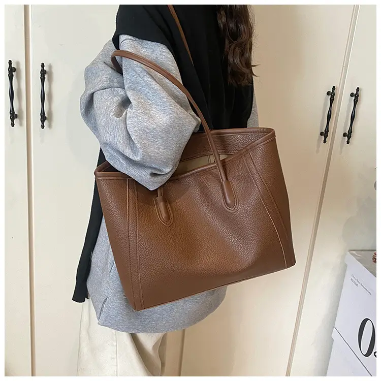 Korean Style Leather Tote Bag Brown 2024 — feature 17