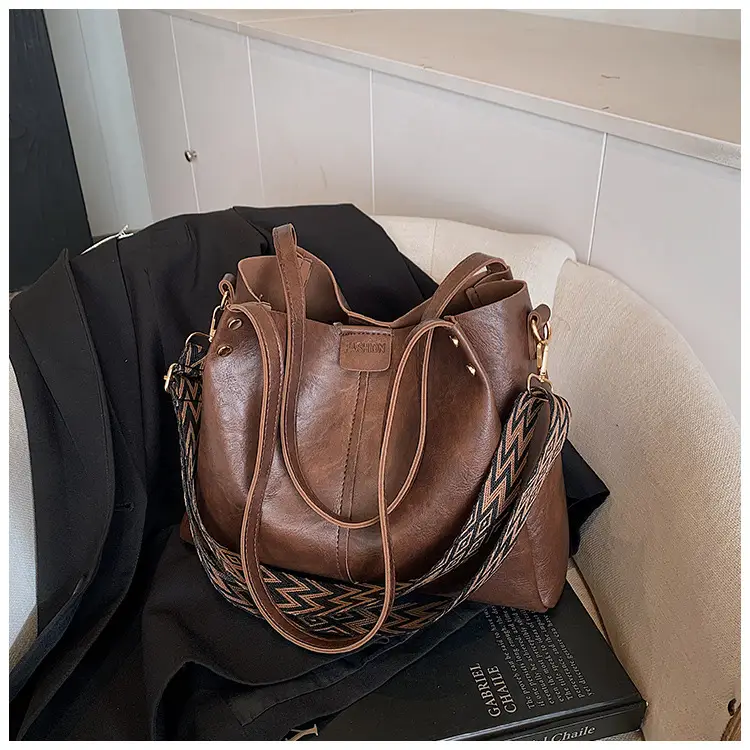 Brown Leather Crossbody Bag for Women 2025 — feature 26