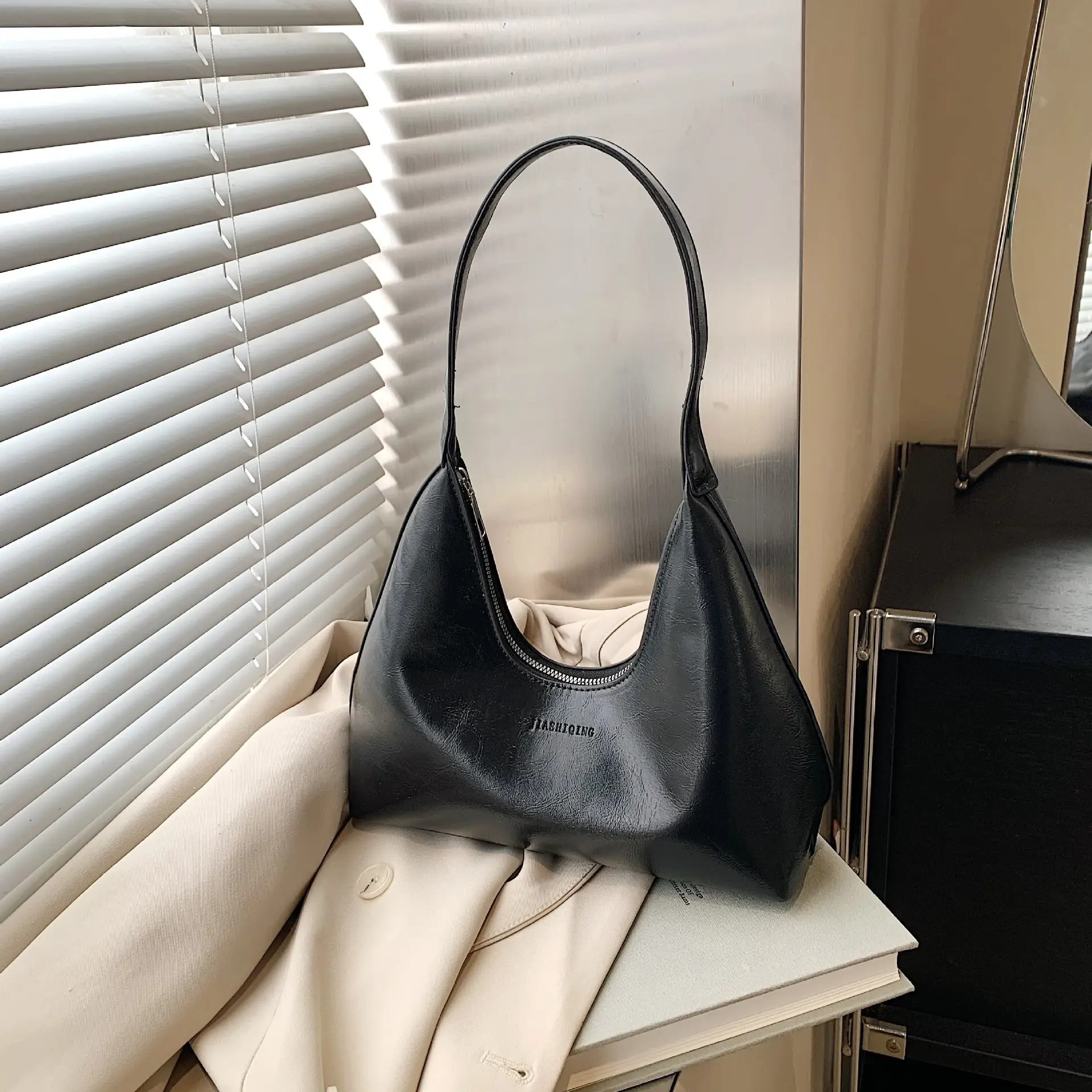European Patent Leather Shoulder Bag Candy Color - Image 6