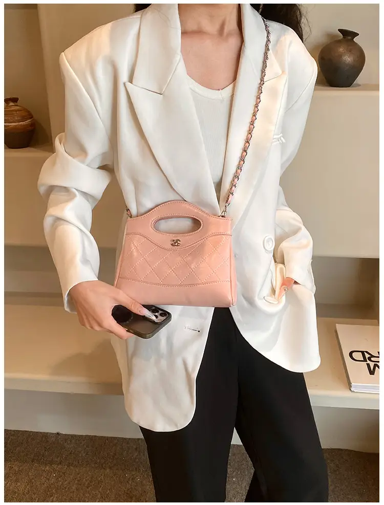 Pink Rhomboid Chain Handbag for Women — feature 40