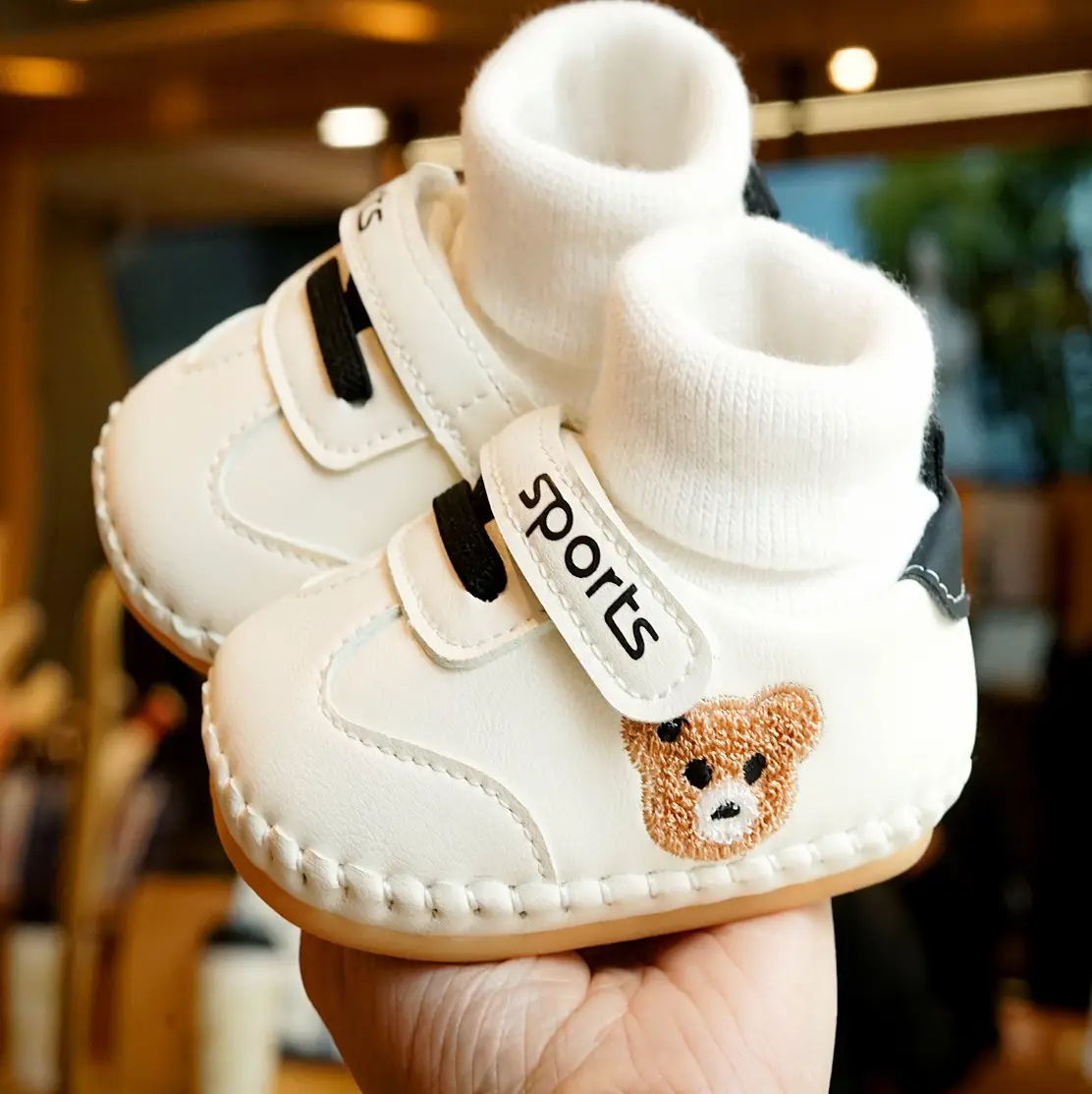 Cute Bear Embroidered Baby Shoes White Spring Autumn 0-1 Yrs