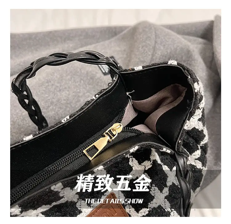 Large Capacity Plaid Shoulder Bag for Women — feature 8