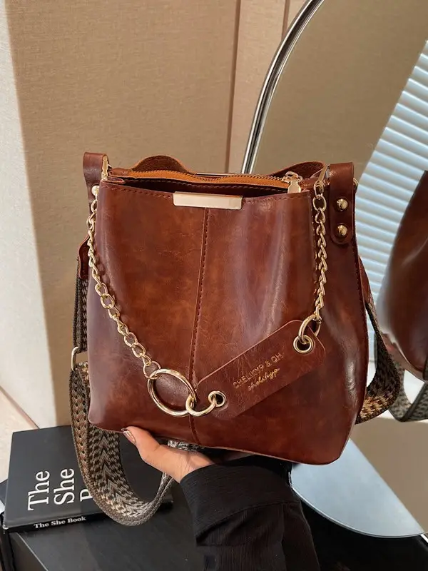 Brown Leather Shoulder Bag with Gold Chain & Ring Design - Image 7