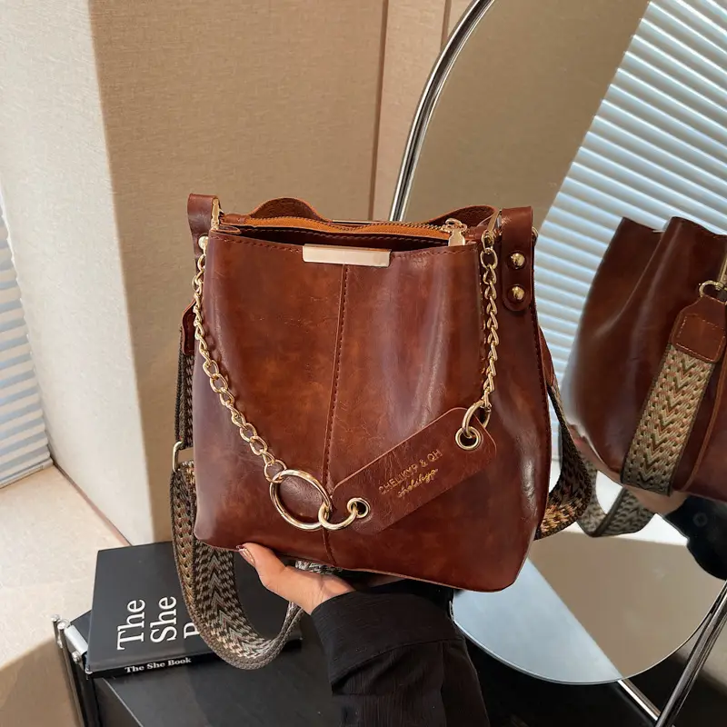 Brown Leather Shoulder Bag with Gold Chain & Ring Design - Image 2