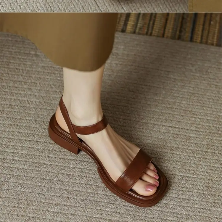 Internet Celebrity Popular Sandals and Slippers Women's Flat Bottom High-grade Korean-style All-match Comfortable Outer Wear Non-slip Roman Cool Shoes - Image 3
