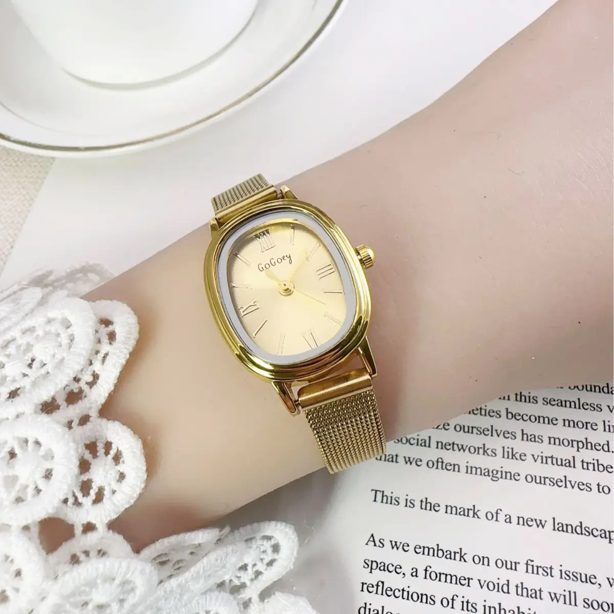Gold Mesh Band Women's Quartz Watch with Medieval Design - Image 5