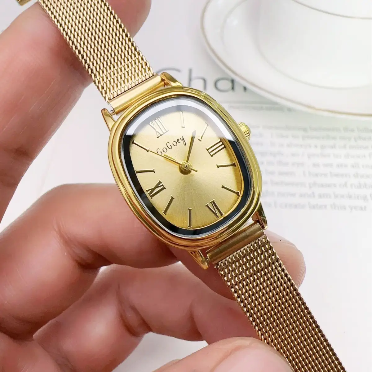 Gold Mesh Band Women's Quartz Watch with Medieval Design - Image 6