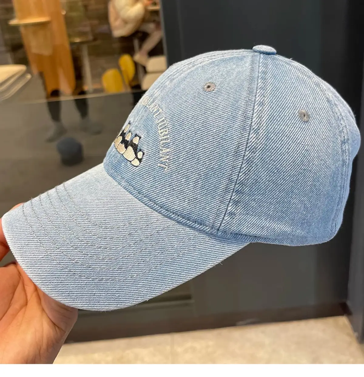 Washed Denim Vintage Embroidered Bear Cap Blue — feature 13