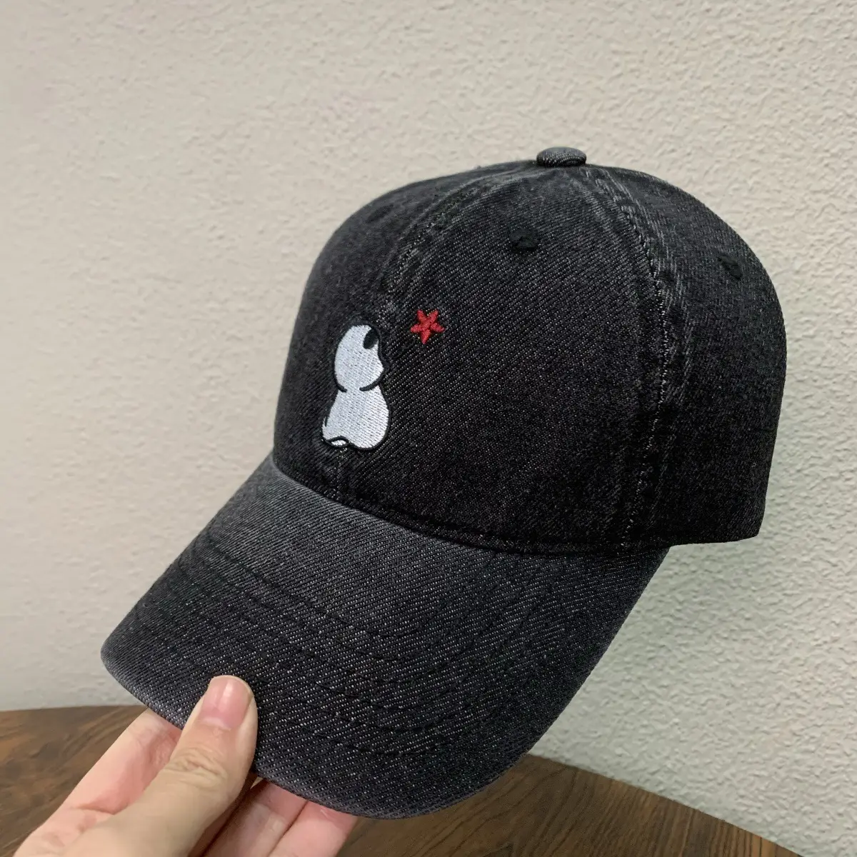 Blue Mickey Embroidered Baseball Cap for Women Men — feature 3