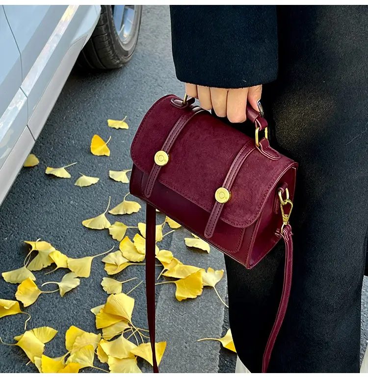 Retro Crossbody Bag Women Black 2025 — feature 10