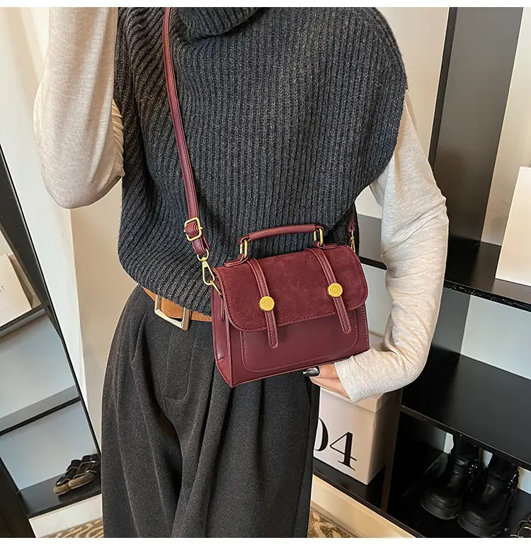 Retro Crossbody Bag Women Black 2025 — feature 11