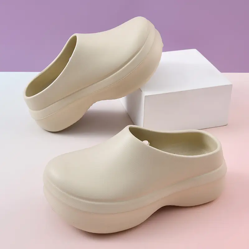 Chef Shoes Women's Outer Wear Waterproof and Oil-proof Wear-resistant Height-increasing Baotou Top EVA Kitchen Non-slip Sandals for Couples - Image 2