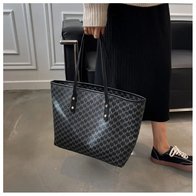 Women's Retro Cross-Border Tote Bag Brown Monogram — feature 8