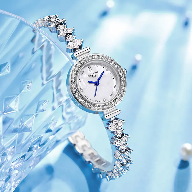 Women's Sparkly Quartz Watch with Crystal Bracelet - Image 4