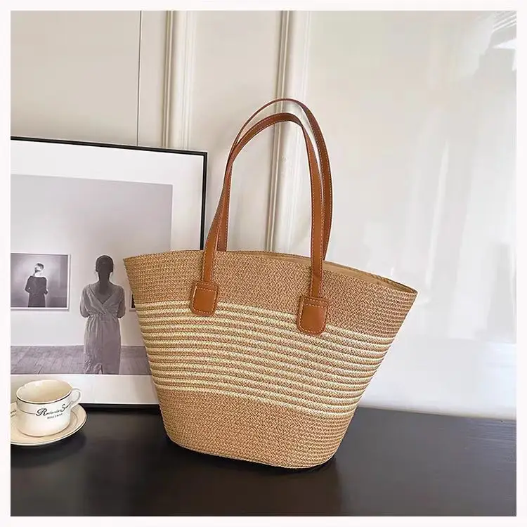 Straw Woven Women's Bag Large Capacity Beach Tote - Image 15