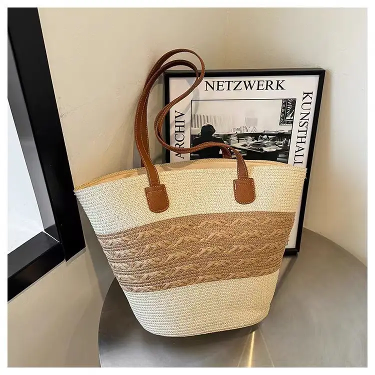 Straw Woven Women's Bag Large Capacity Beach Tote - Image 16