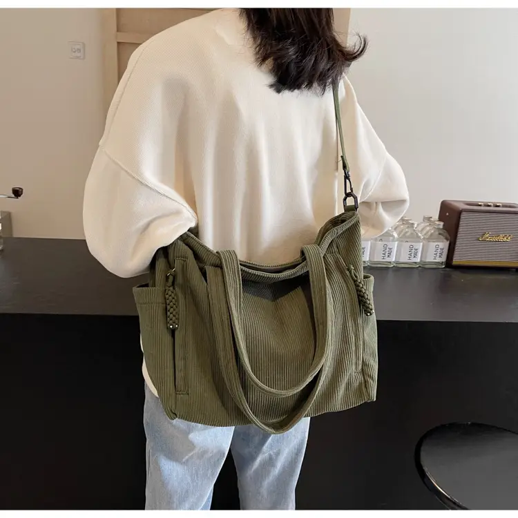 Green Large Capacity Crossbody Tote Bag for Women — feature 32