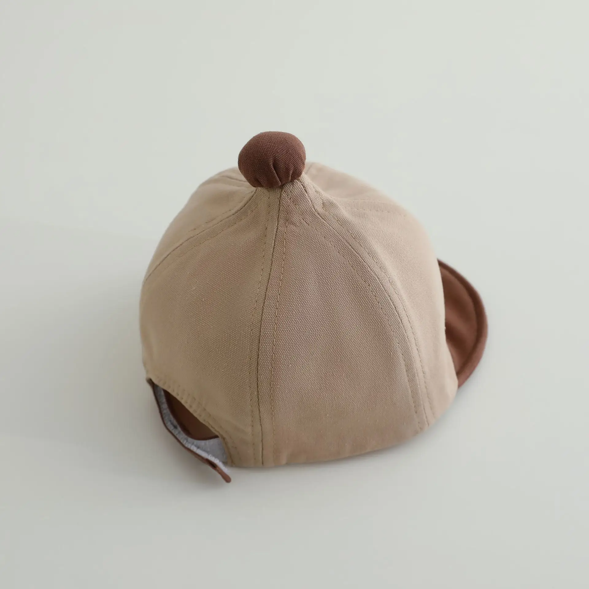 Beige Baby Cap with Black Brim for Boys Sunscreen — feature 11