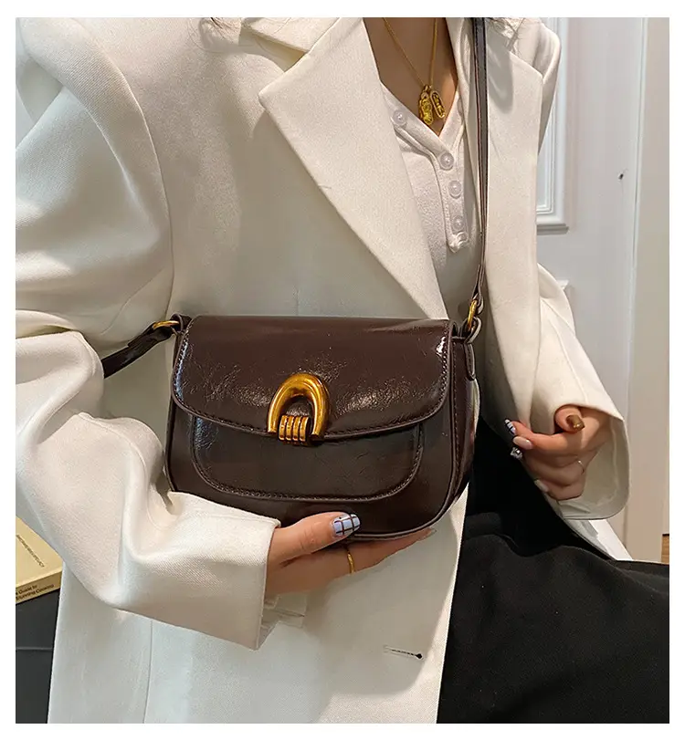 Women's Saddle Crossbody Bag Brown Black Red — feature 1