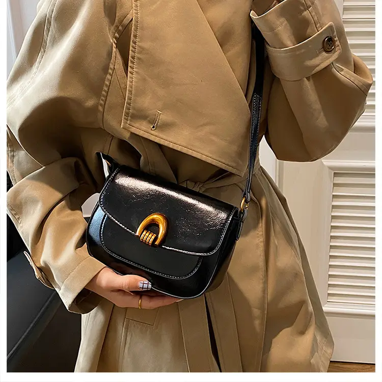 Women's Saddle Crossbody Bag Brown Black Red — feature 11