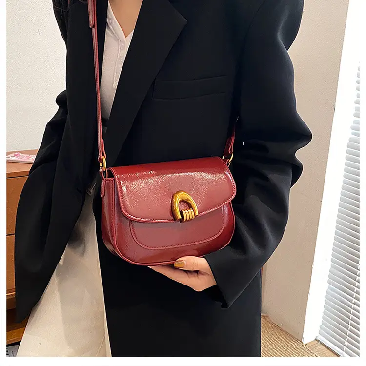 Women's Saddle Crossbody Bag Brown Black Red — feature 15