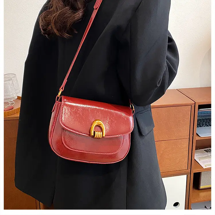Women's Saddle Crossbody Bag Brown Black Red — feature 17