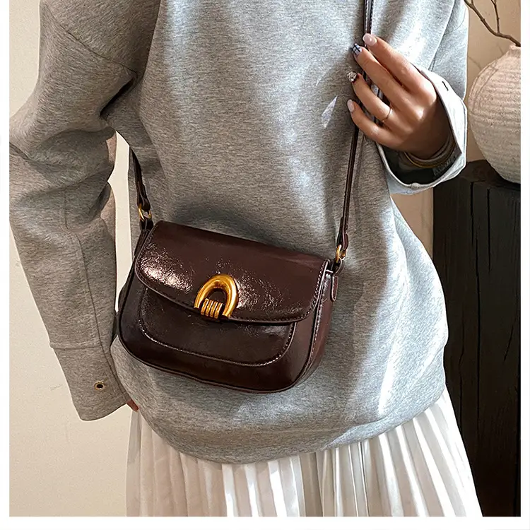 Women's Saddle Crossbody Bag Brown Black Red — feature 18