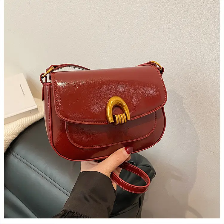 Women's Saddle Crossbody Bag Brown Black Red — feature 23