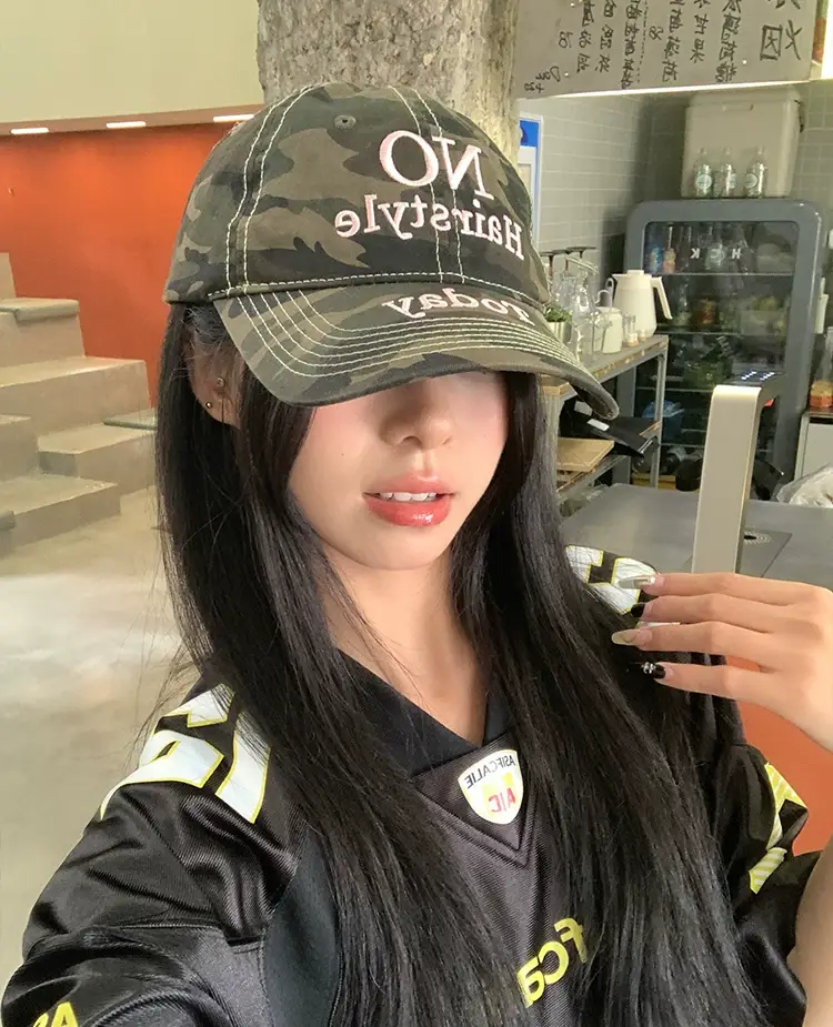 Women's Korean Style Camouflage Cap with Letter Embroidery — feature 7