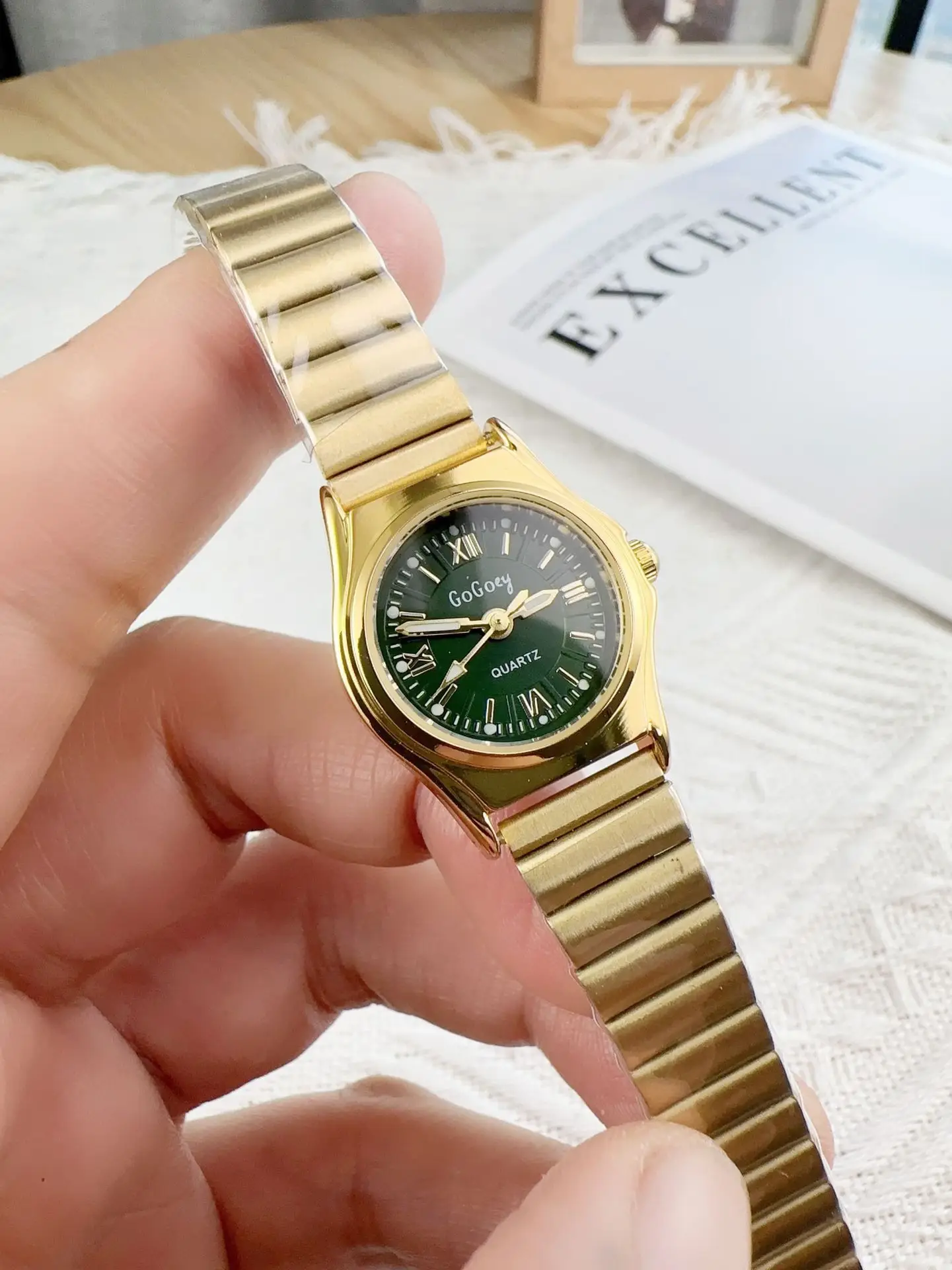 Gold Quartz Women's Watch with Cross-Body Band - Image 3