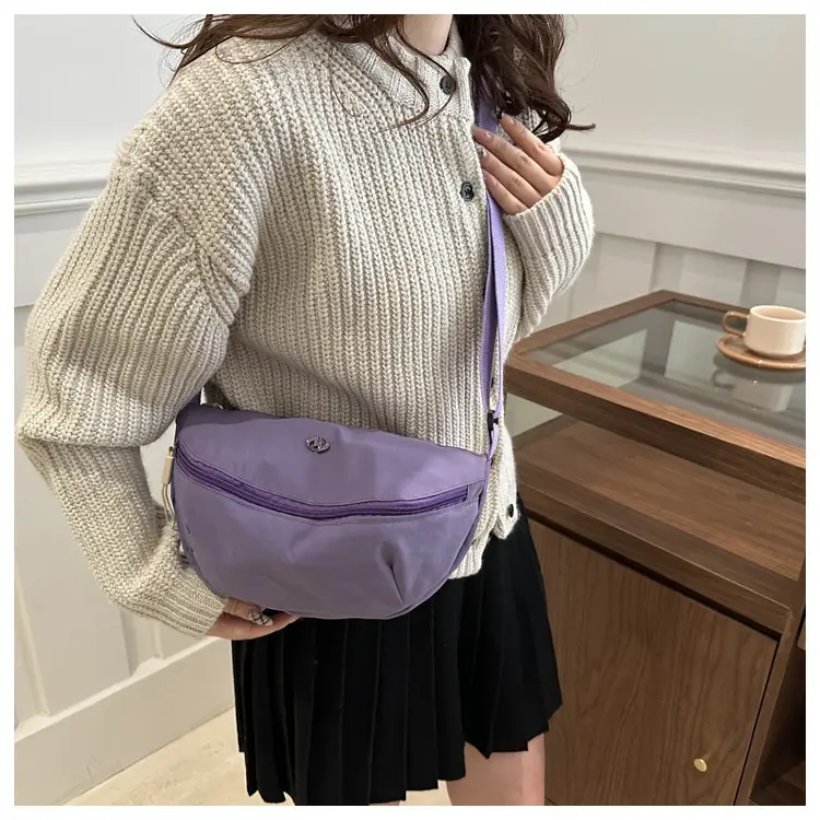 Light Portable Crossbody Bag Women 2025 New — feature 17