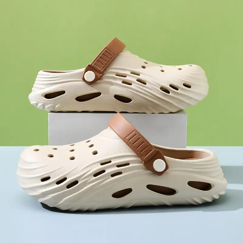 Hole Shoes Women's Summer Thick Sole Elevated Breathable Wear-resistant Slippers EVA Outer Wear Beach Lightweight Shoe Sandals