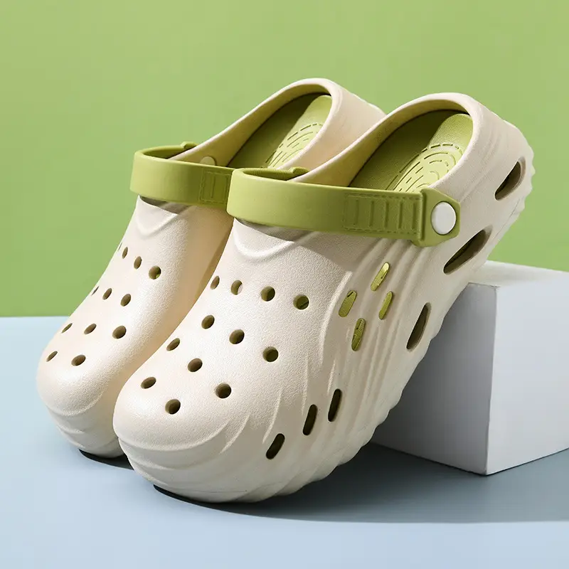 Hole Shoes Women's Summer Thick Sole Elevated Breathable Wear-resistant Slippers EVA Outer Wear Beach Lightweight Shoe Sandals