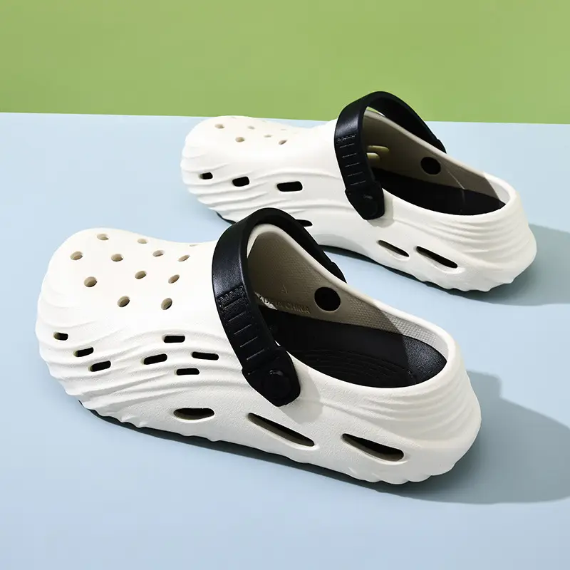 Hole Shoes Women's Summer Thick Sole Elevated Breathable Wear-resistant Slippers EVA Outer Wear Beach Lightweight Shoe Sandals