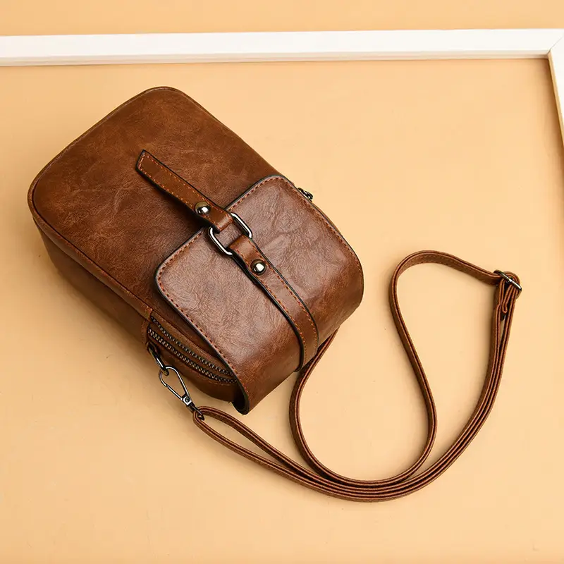 Green Leather Crossbody Bag for Women Mini Phone Bag - Image 5