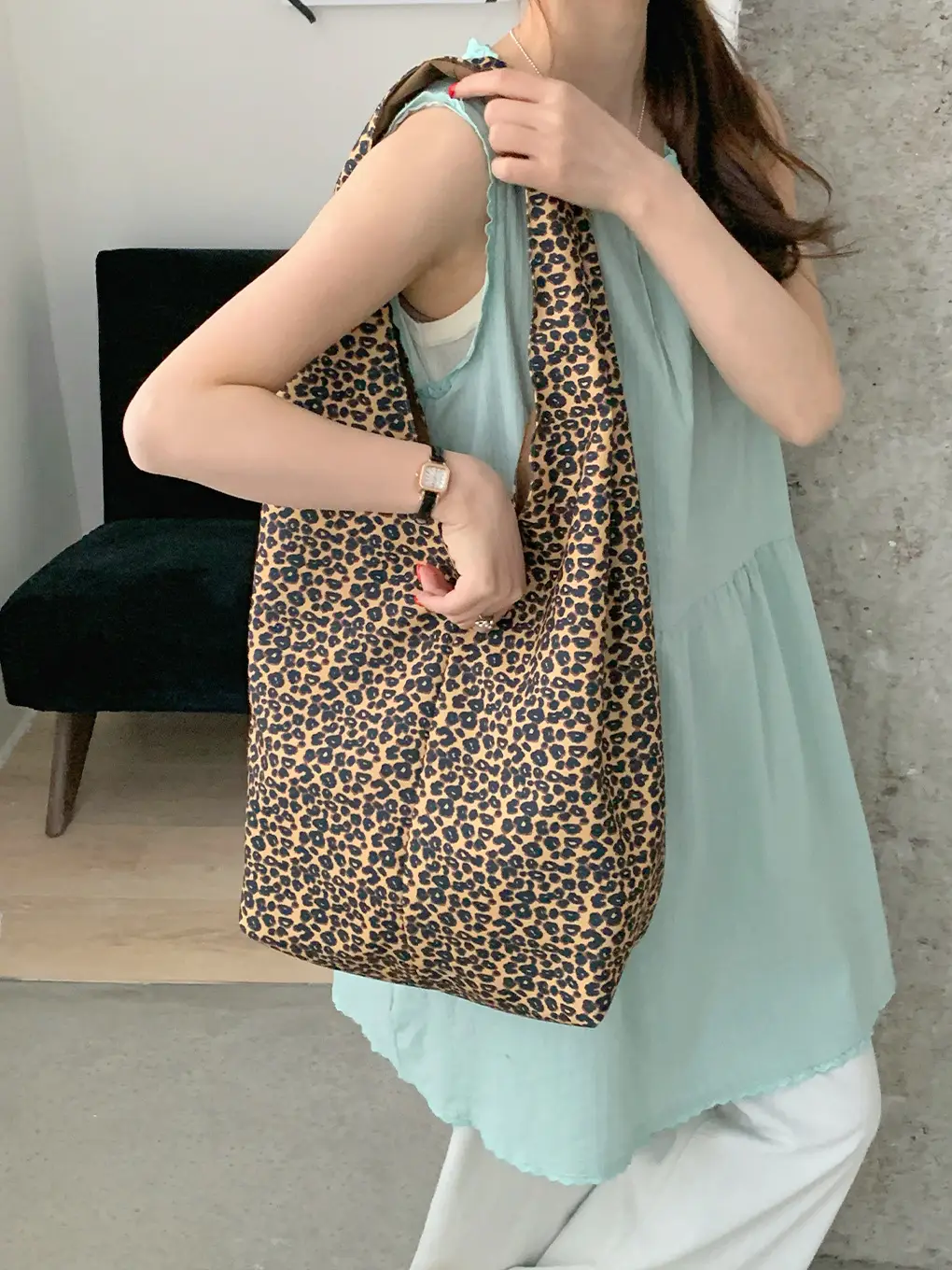Korean Leopard Print Large Capacity Shoulder Bag - Image 6