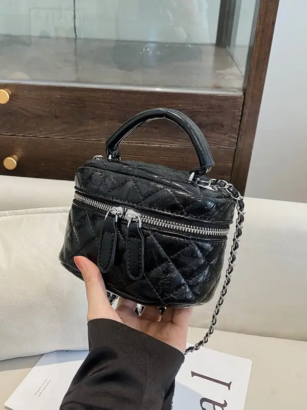 Black Rhomboid Chain Bag Women 2025 - Image 6