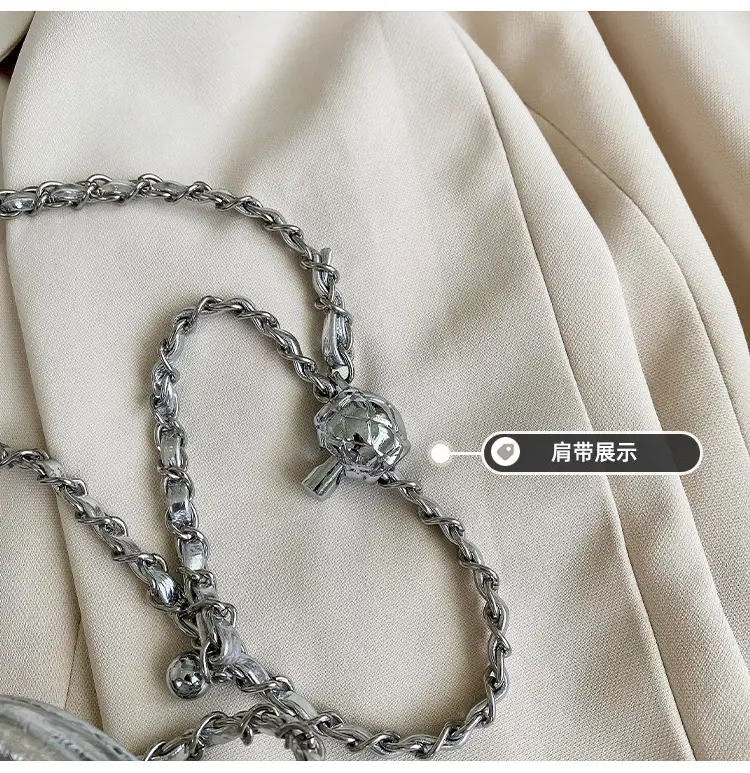 Black Rhomboid Chain Bag Women 2025 — feature 7