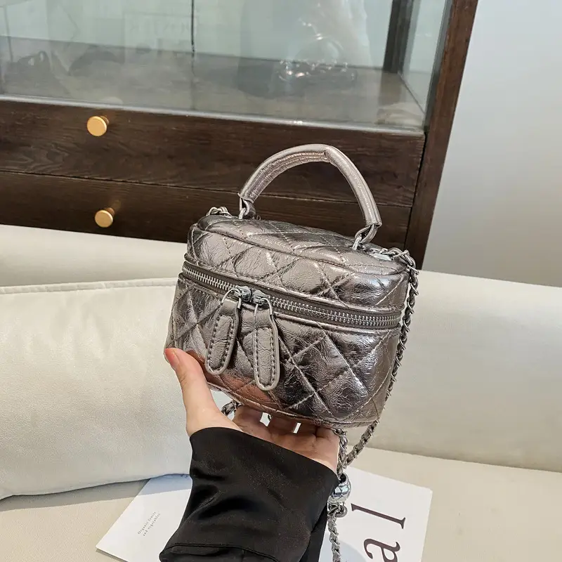 Black Rhomboid Chain Bag Women 2025 - Image 2
