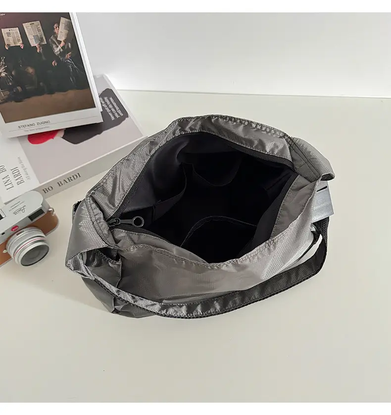 Waterproof Nylon Crossbody Bag for Men Women Large Capacity — feature 25
