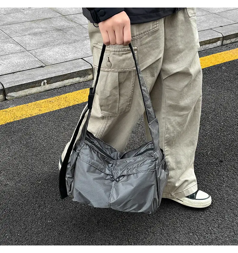 Waterproof Nylon Crossbody Bag for Men Women Large Capacity — feature 34