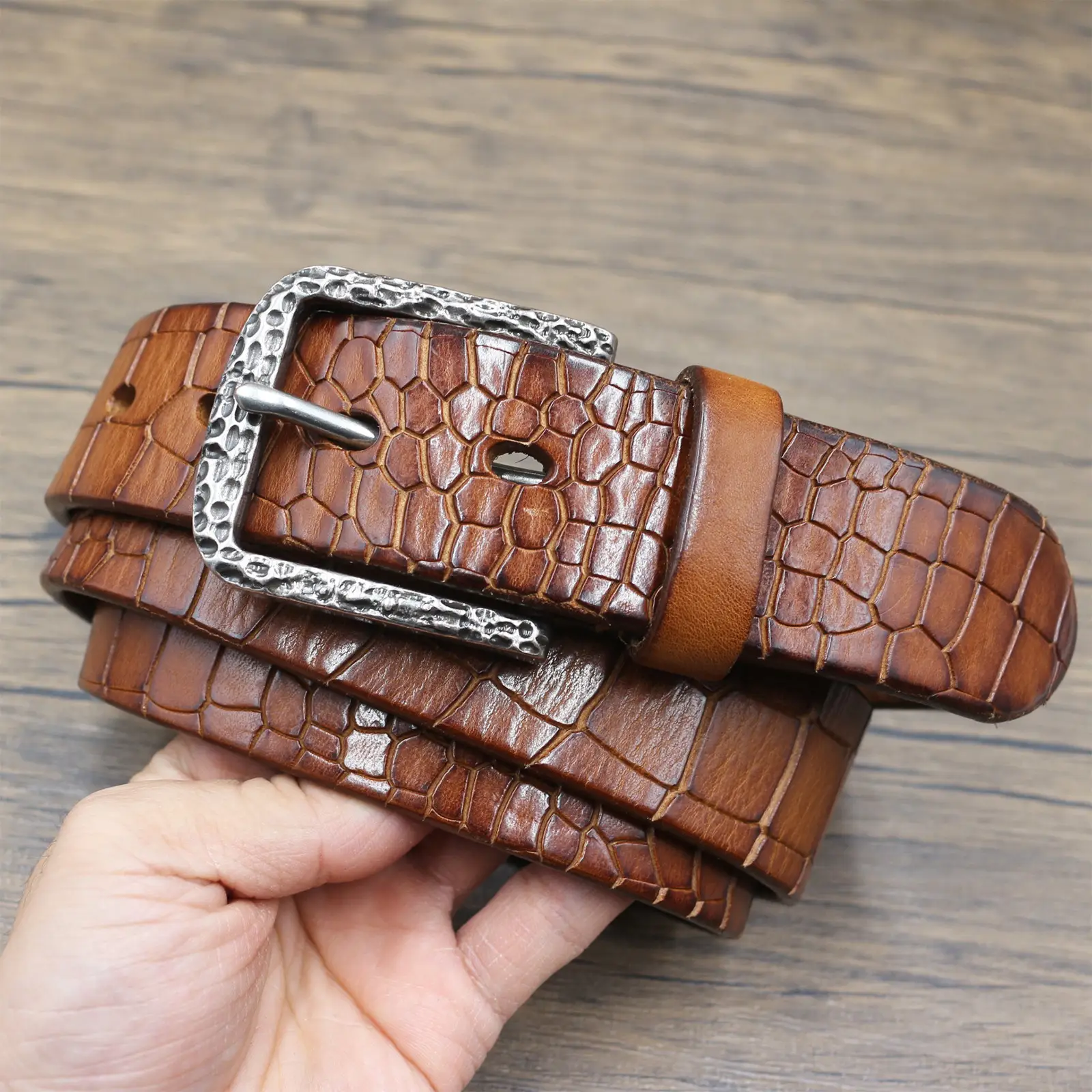 Vintage Croc Belt for Men Genuine Leather Pin Buckle — feature 26