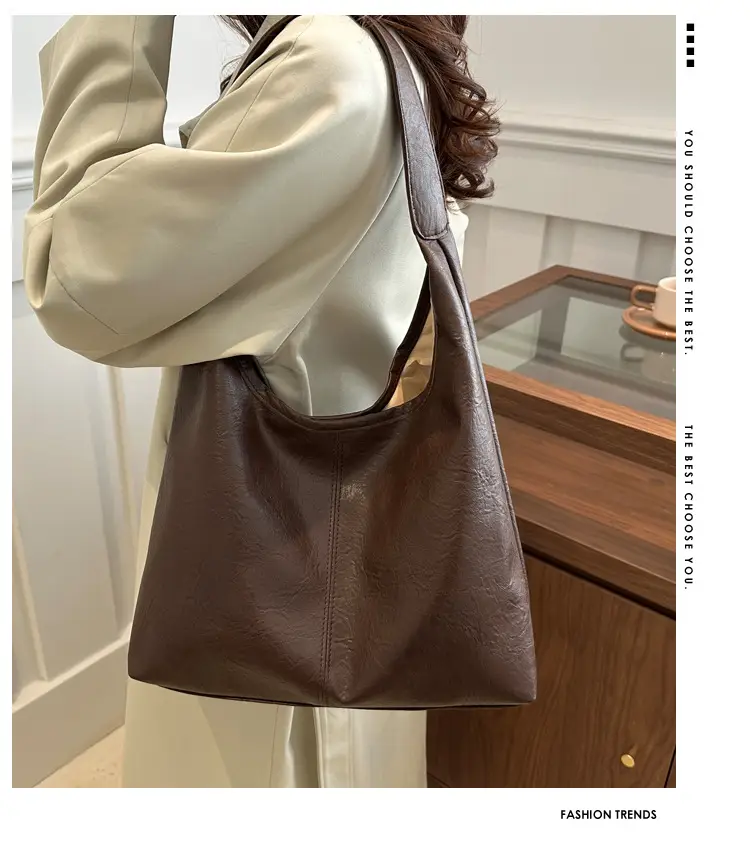 2025 Korean Style Black Leather Tote Bag with Crossbody & Zipper Compartment — feature 1