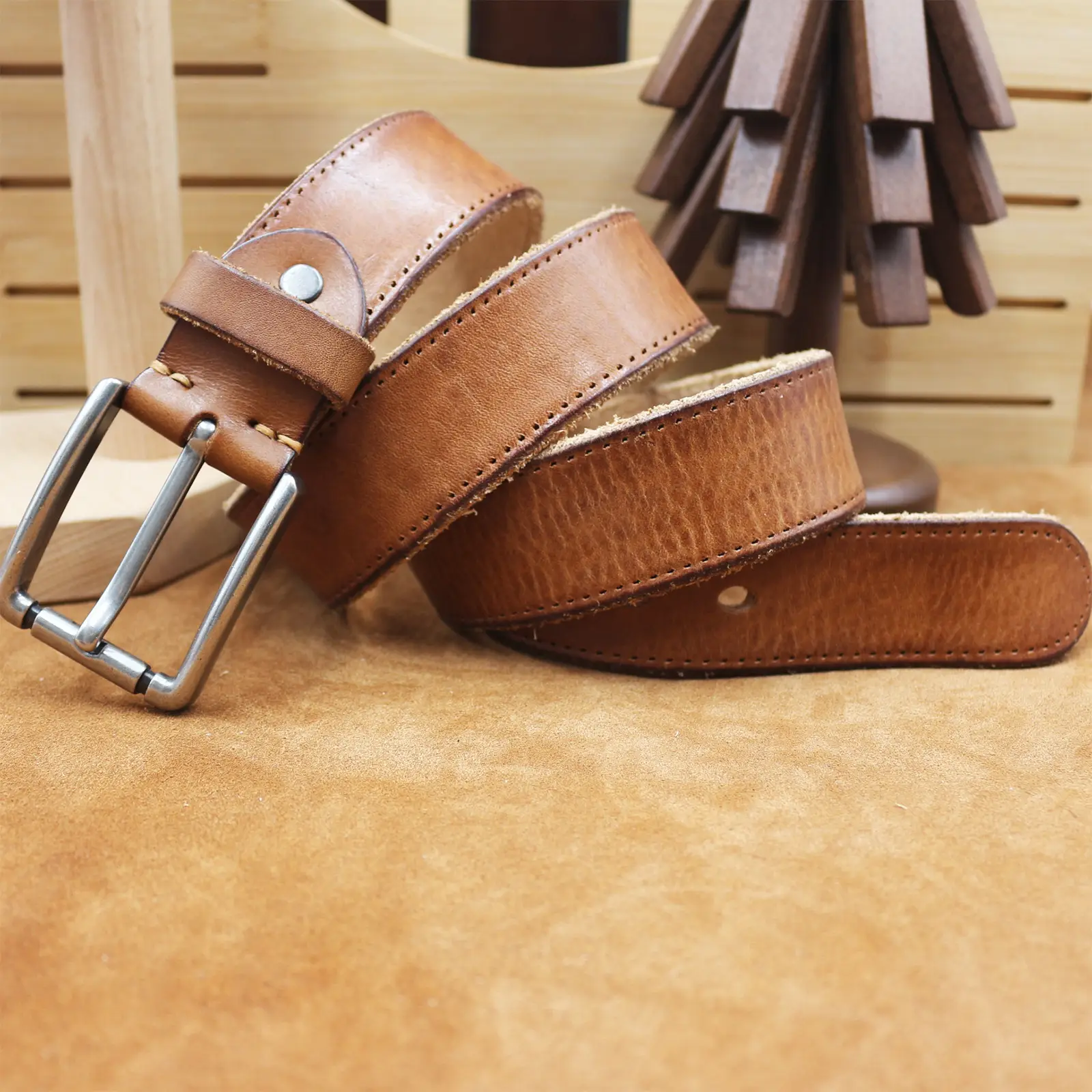 Men's Thick Leather Belt with Needle Buckle Brown — feature 12