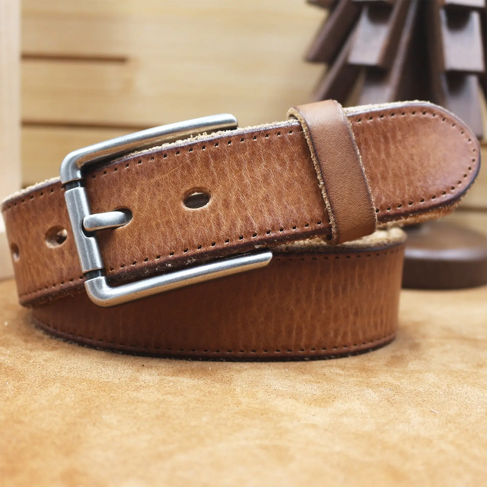 Men's Thick Leather Belt with Needle Buckle Brown — feature 14