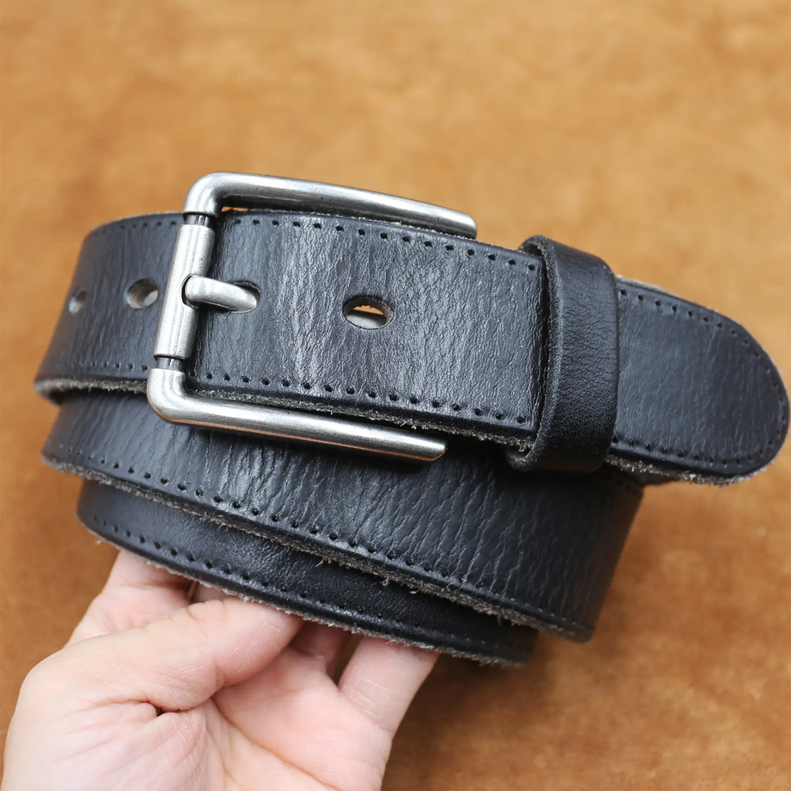Men's Thick Leather Belt with Needle Buckle Brown — feature 9