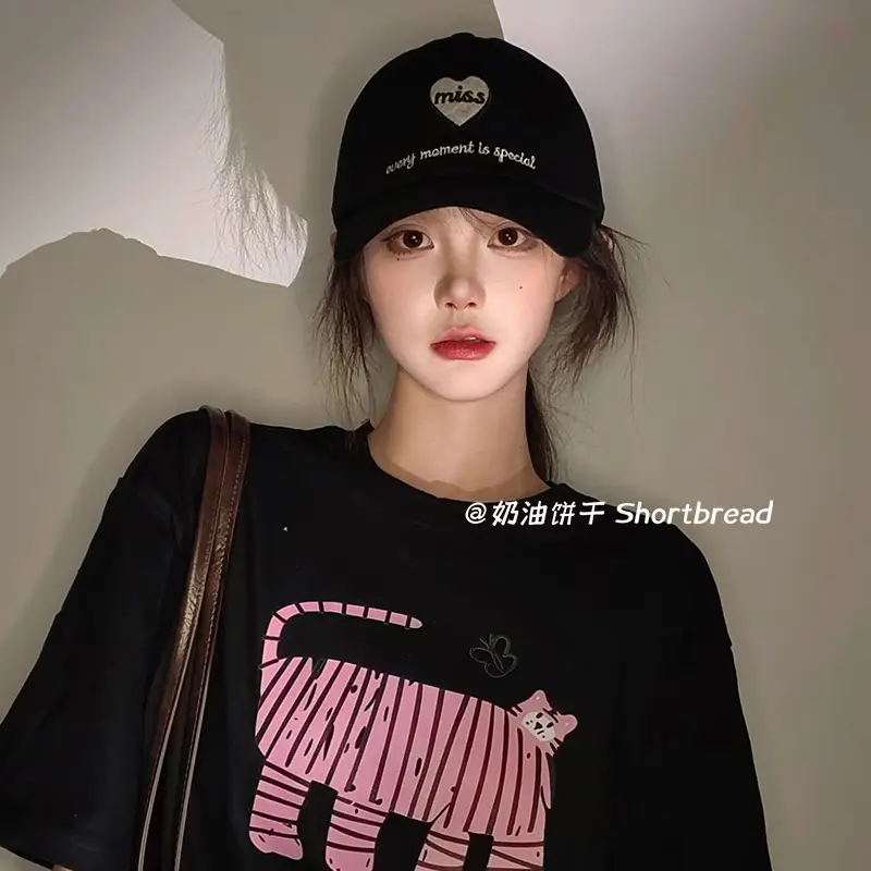 Korean Heart Duckbill Cap for Men Women Black - Image 3
