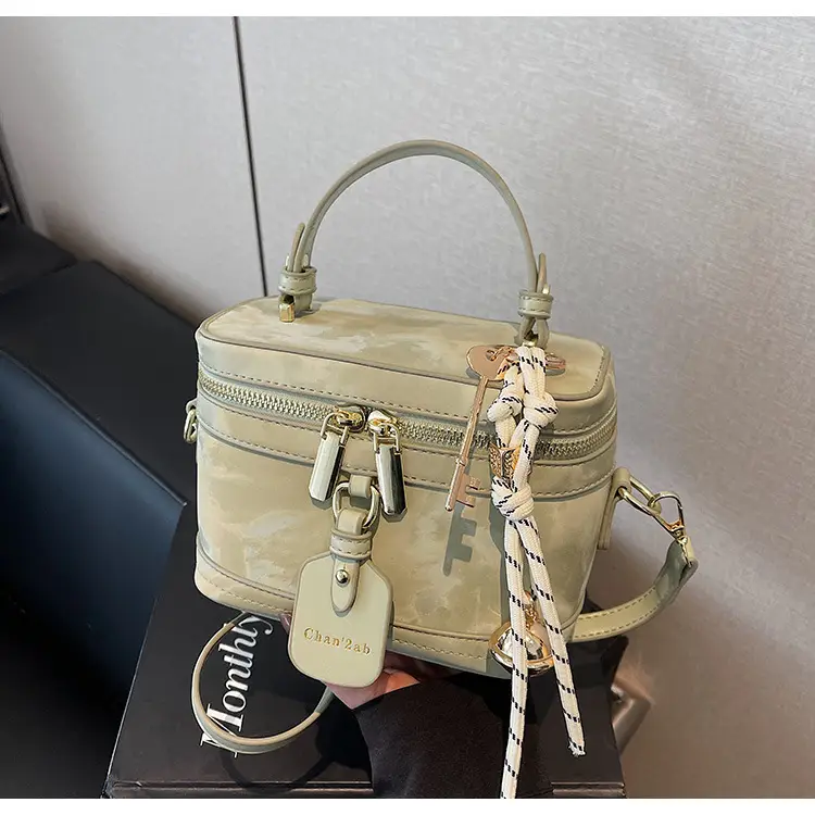 Women's Black Leather Box Bag with Chain Strap & Gold Plated Hardware — feature 35